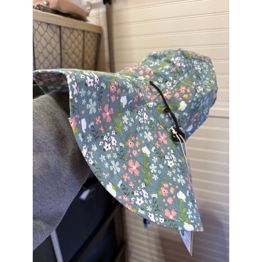 NWT Gardenline Garden Hat Moisture Wicking UV Protection 50+ UPF